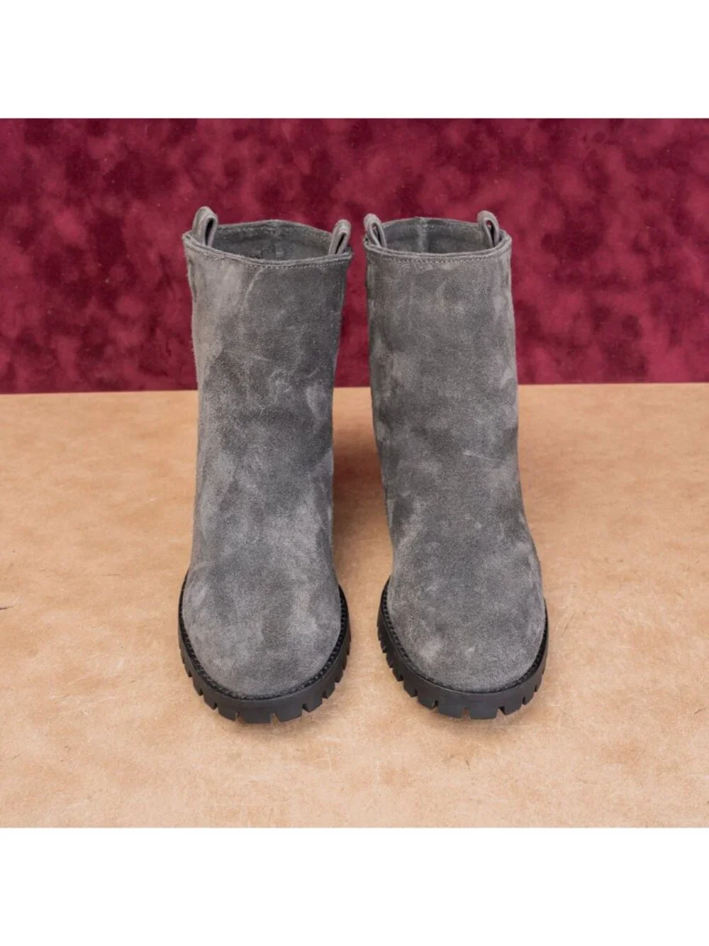 Splendid Women Distress Grey Suede Fleece lined Slip on Boots sz 7.5